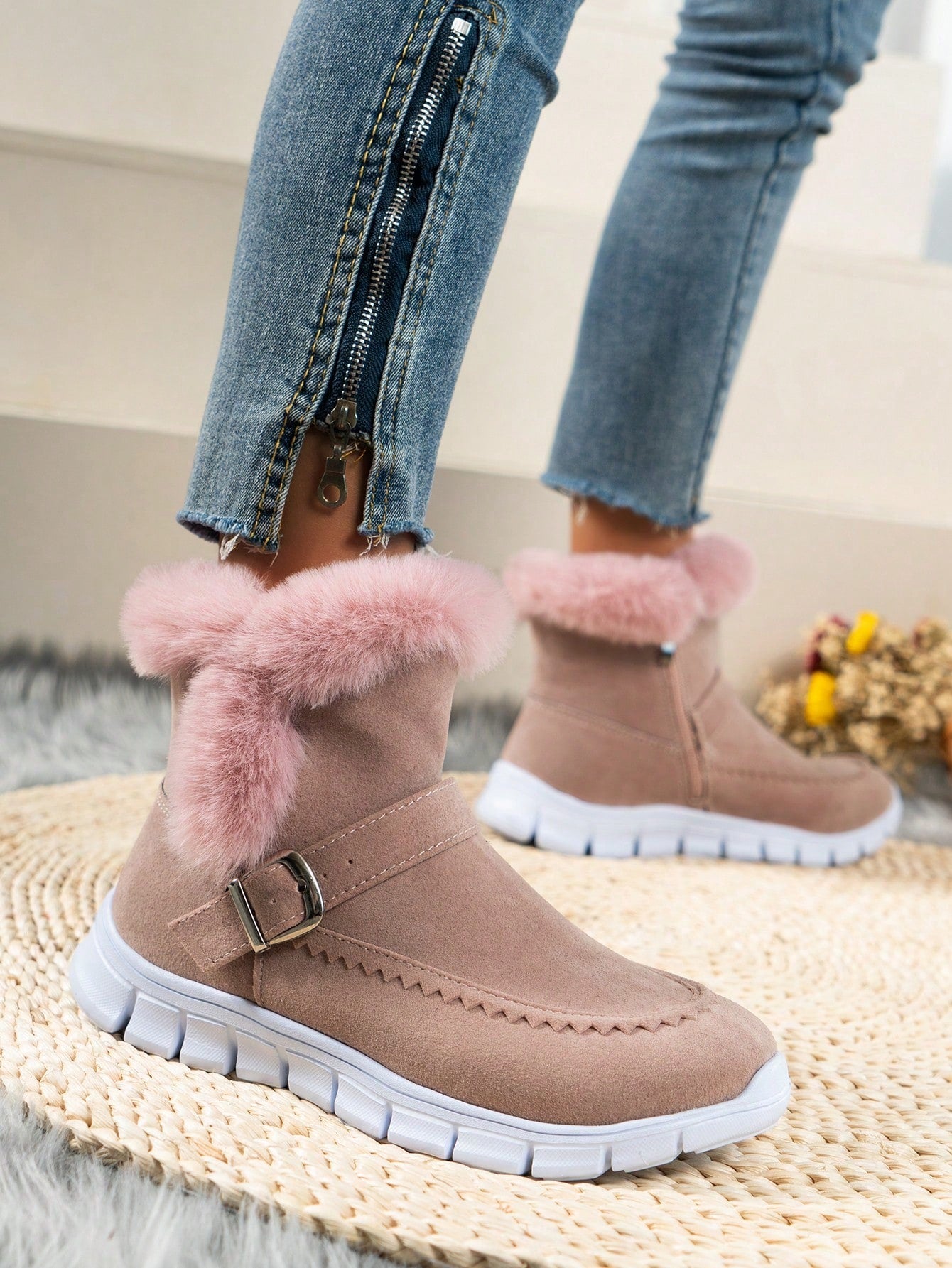 Casual And Comfortable Winter New Arrival Warm Flat Women's Snow Boots