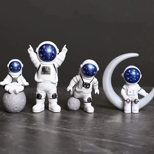 4 pcs Astronaut Figure Statue Figurine Spaceman Sculpture For  Kids Gift