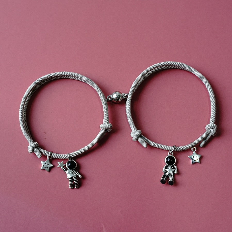 2Pcs/set Couple Bracelet Magnetic Attraction Charm Bracelet